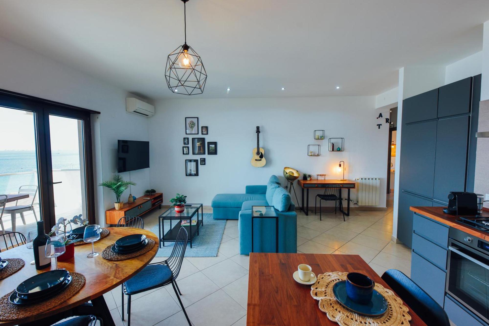 Luxury Apartment Messina Bagian luar foto